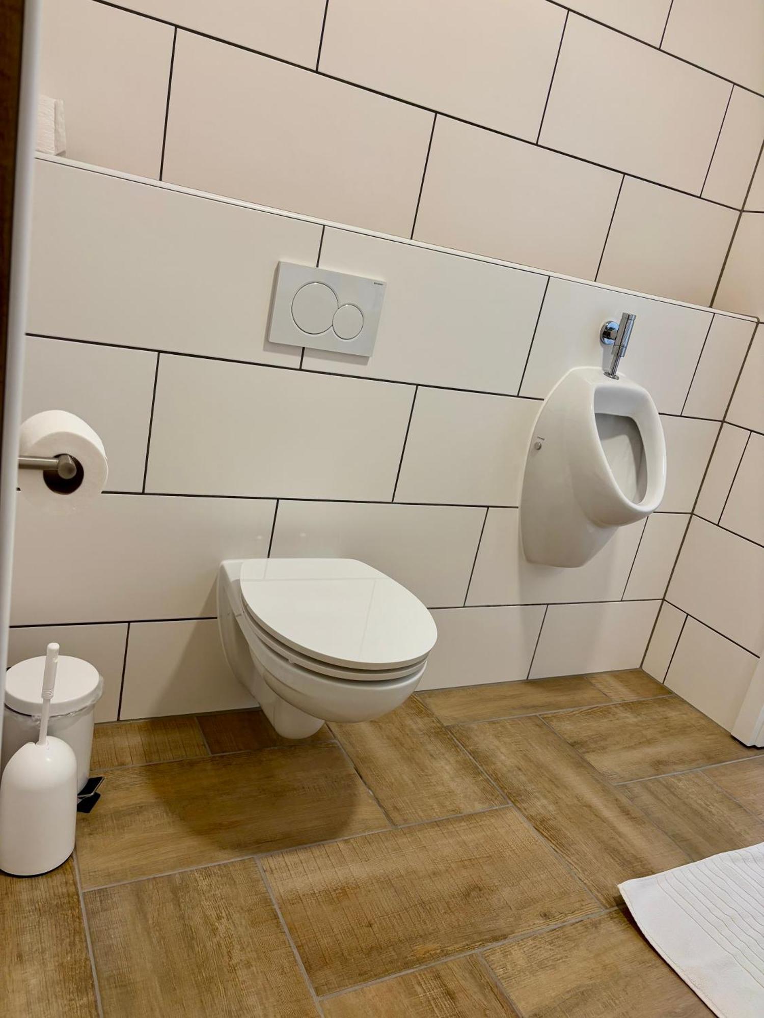 Kornkaefer Kleinmockritz Hotel Dobeln Bagian luar foto